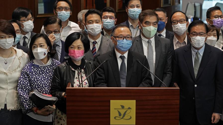 Hong Kong cambia ley electoral, reduce votos públicos