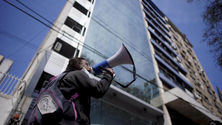 FMI llega a Argentina para renegociar deuda