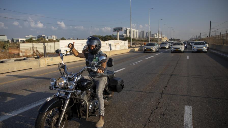 Protestas en Israel contra nuevas normas del pase COVID-19