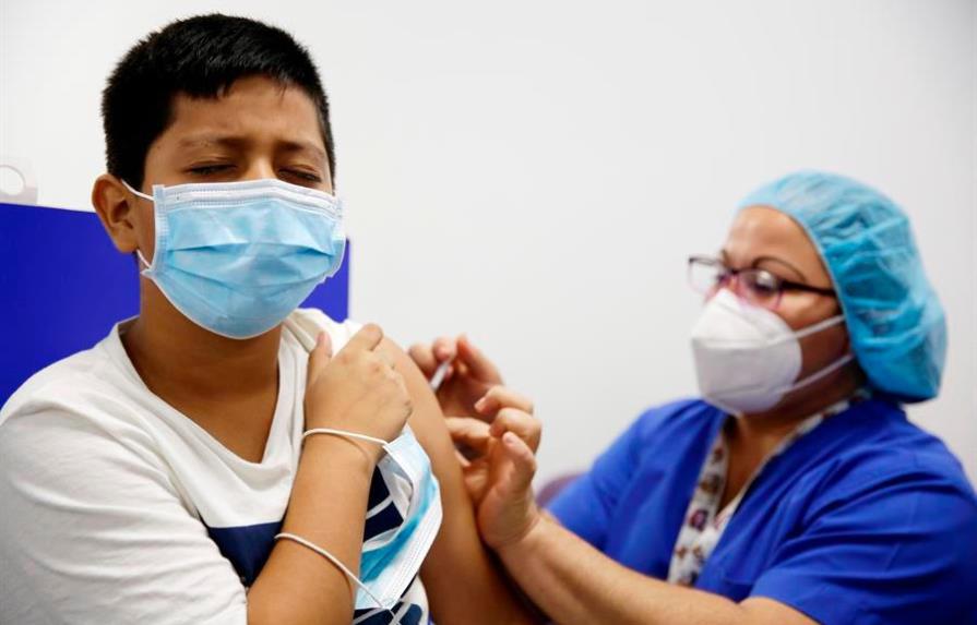 El Salvador comienza a vacunar contra la COVID-19 a menores de entre 6 y 11 años