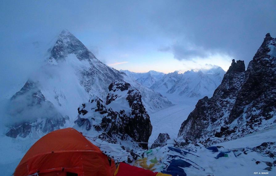 Muere un segundo montañista en la expedición invernal del K2