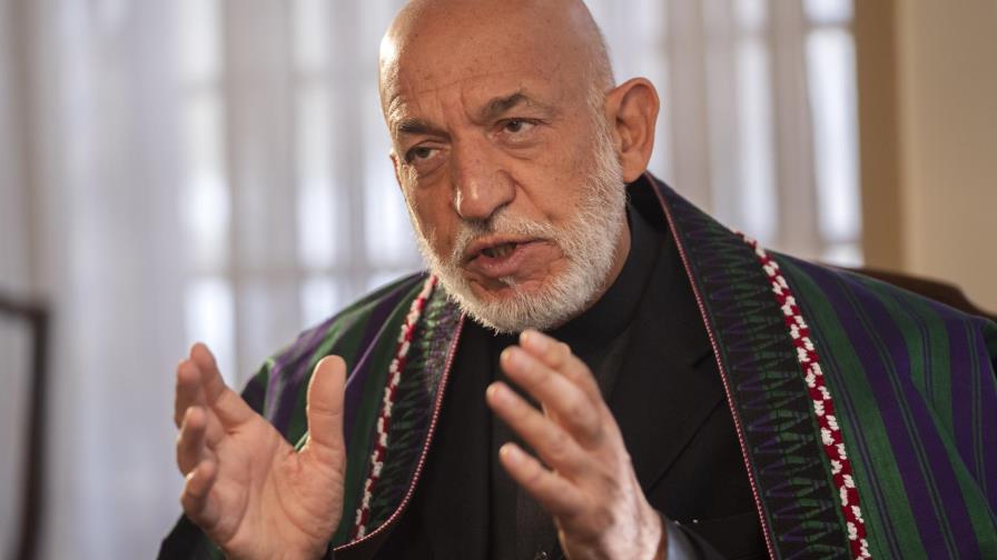 Entrevista AP: Karzai invitó a Talibán para frenar el caos