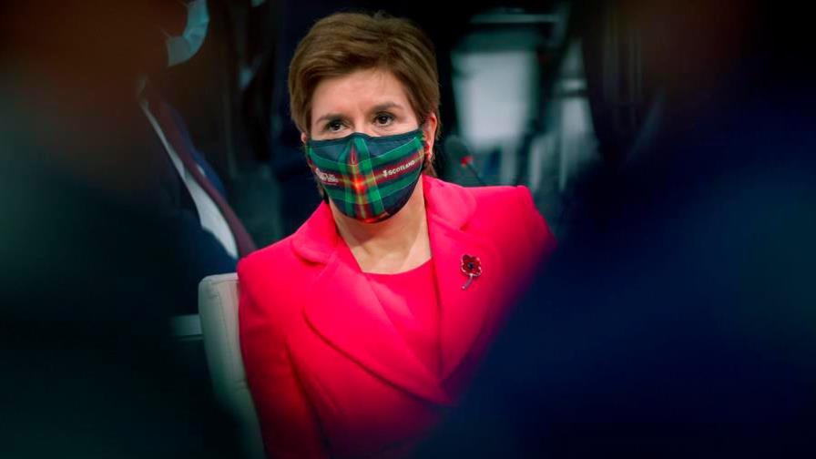 Escocia también detecta transmisión de ómicron sin vínculos con África