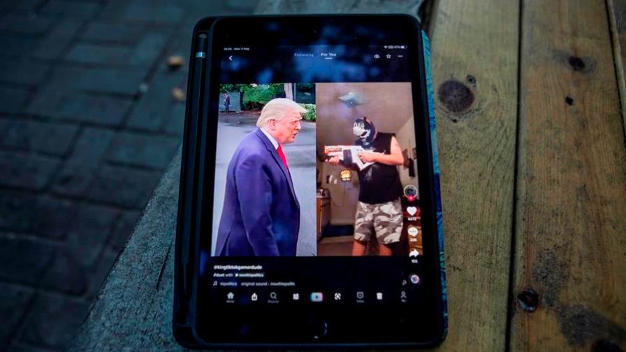 Trump da un ultimátum a TikTok para irse de EEUU o acordar su venta
