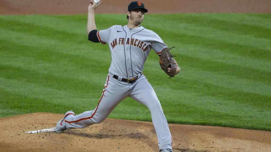 Gigantes derrotan a Filis de la mano de Gausman y Belt