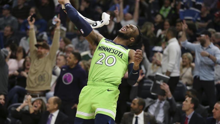 Los nuevos Wolves arrasan 142-115 a los Clippers Los nuevos Wolves arrasan 142-115 a los Clippers