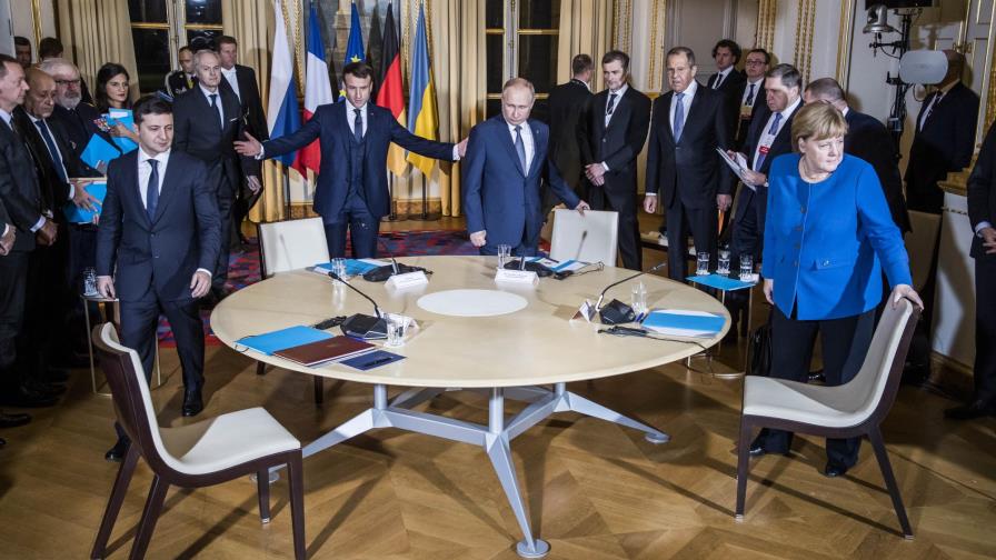 Putin y Zelenskiy se reúnen por primera vez