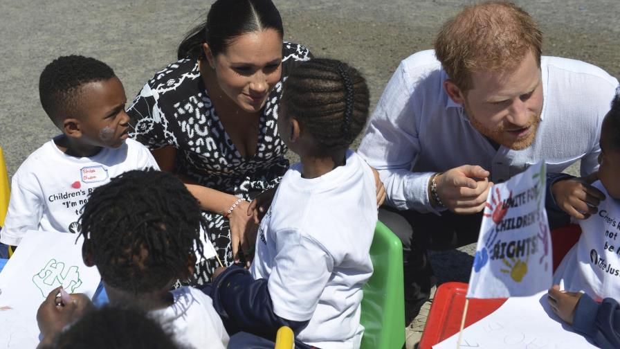 Denuncias de Meghan y Enrique sacuden la Commonwealth