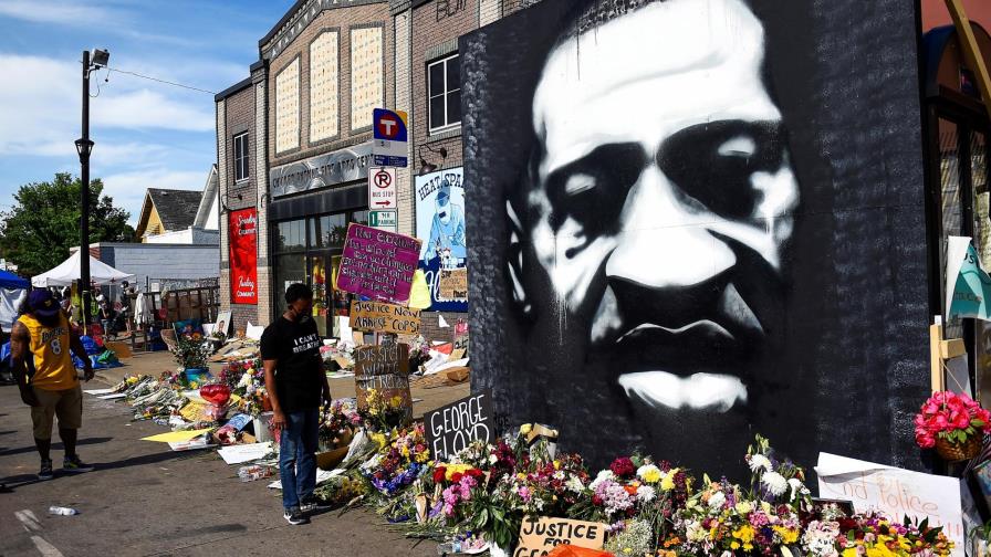 Los cuatro policías involucrados en muerte de George Floyd encaran cargos penales Los cuatro policías involucrados en muerte de George Floyd encaran cargos penales