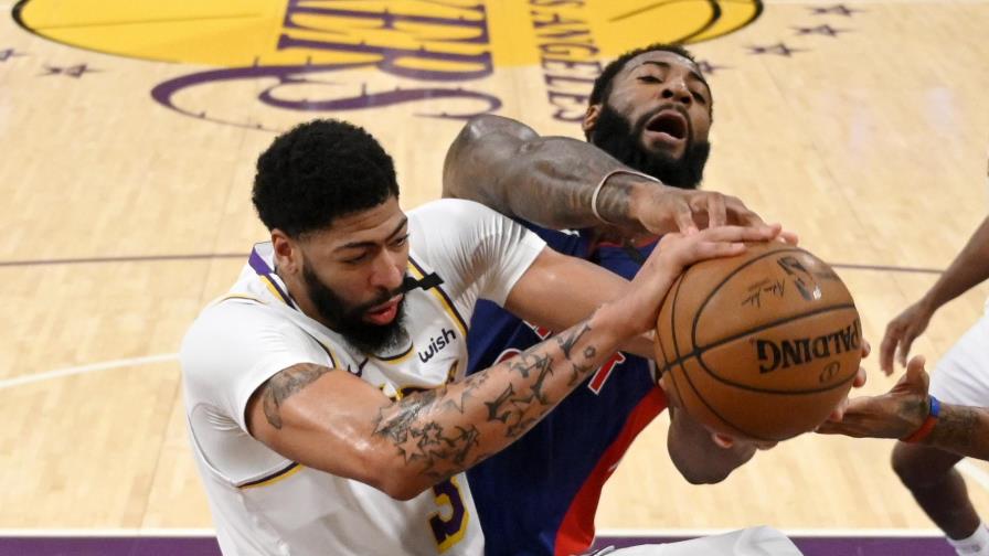 Lakers bloquean 20 tiros, frenan a Pistons en último cuarto
