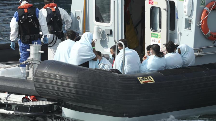 GB: Militar se hará cargo de frenar arribo de migrantes GB: Militar se hará cargo de frenar arribo de migrantes