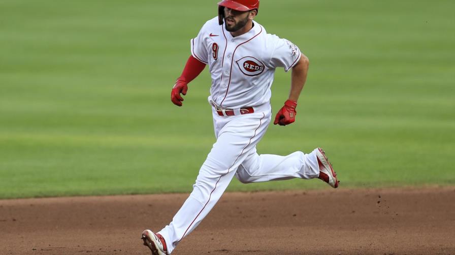 Moustakas y Senzel vuelven y pegan jonrones; Rojos ganan Moustakas y Senzel vuelven y pegan jonrones; Rojos ganan