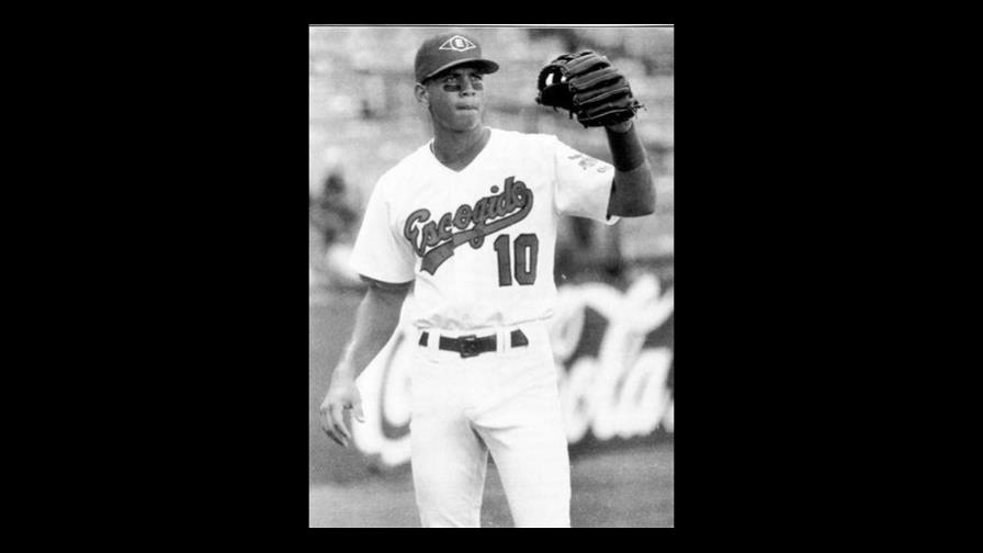 Debut A-Rod con el Escogido Debut A-Rod con el Escogido