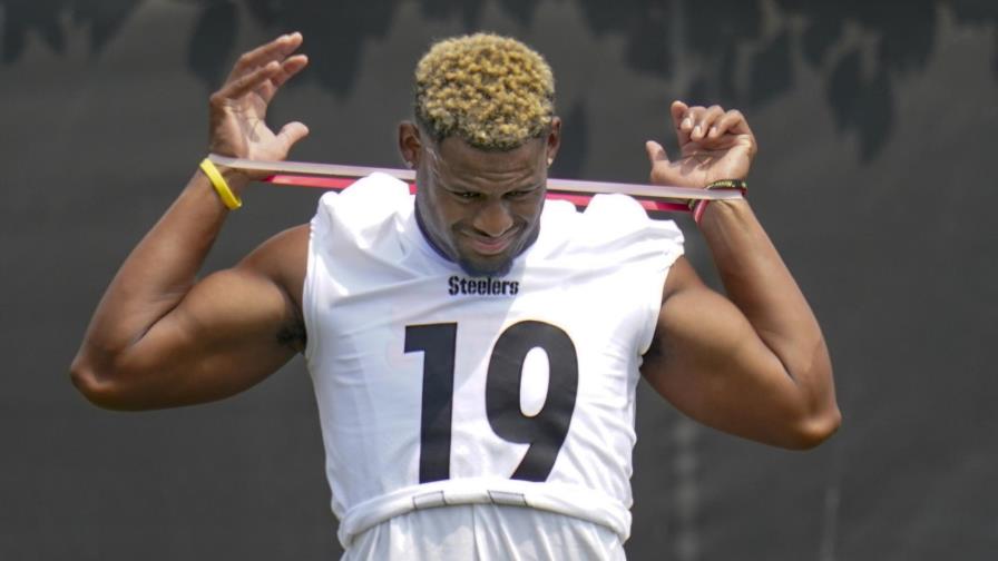Steelers llegan a acuerdo con wide receiver Smith-Schuster