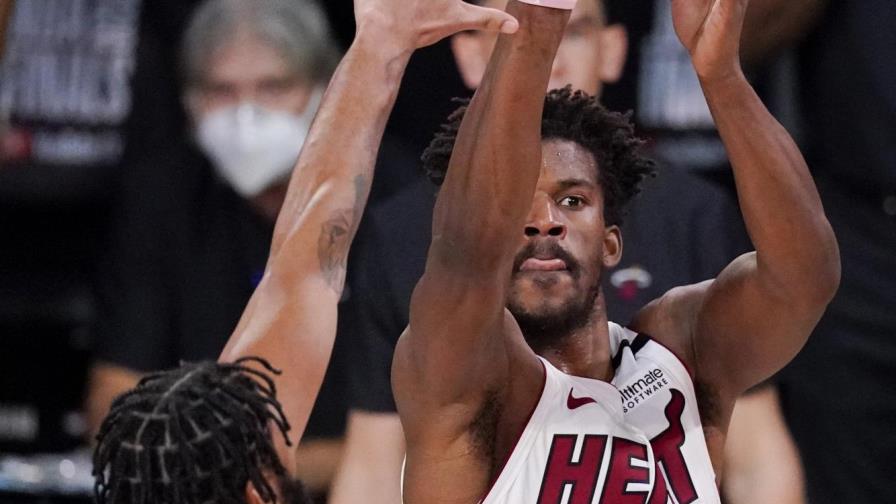 Heat vence a Lakers y extiende la final a un 6to partido