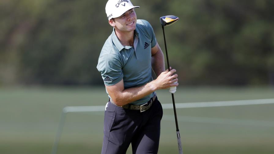 Burns lidera en Houston; Day y Ortiz, a 2 golpes