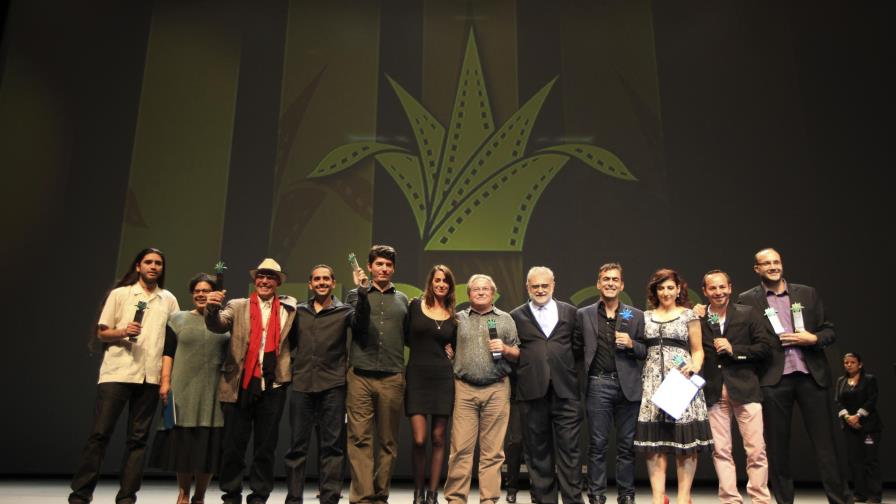 Festival de Cine de Guadalajara se posterga por el virus Festival de Cine de Guadalajara se posterga por el virus