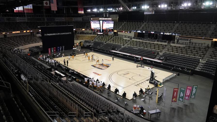 Seis oficiales del torneo NCAA dados de baja por un positivo