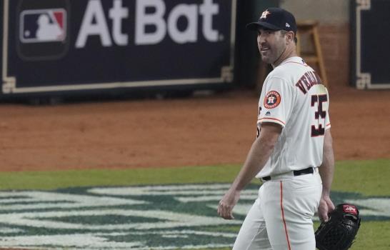 Nacionales trituran a Houston en 2do juego de Serie Mundial Nacionales trituran a Houston en 2do juego de Serie Mundial