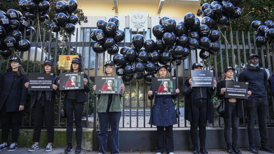 Se cumplen 15 años del asesinato de periodista Politkovskaya