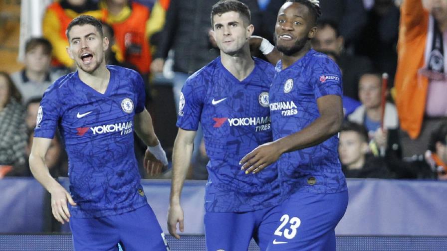 Valencia salva empate con Chelsea Valencia salva empate con Chelsea