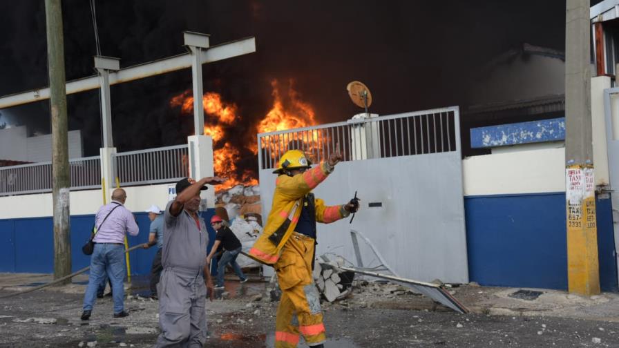 Alcalde ordena evacuar zona, hay una persona desaparecida Alcalde ordena evacuar zona, hay una persona desaparecida