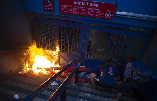 Disturbios en Chile dejan tres muertos y heridos graves Disturbios en Chile dejan tres muertos y heridos graves