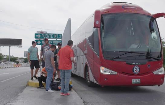 Estrenan documental sobre equipo binacional de béisbol Estrenan documental sobre equipo binacional de béisbol