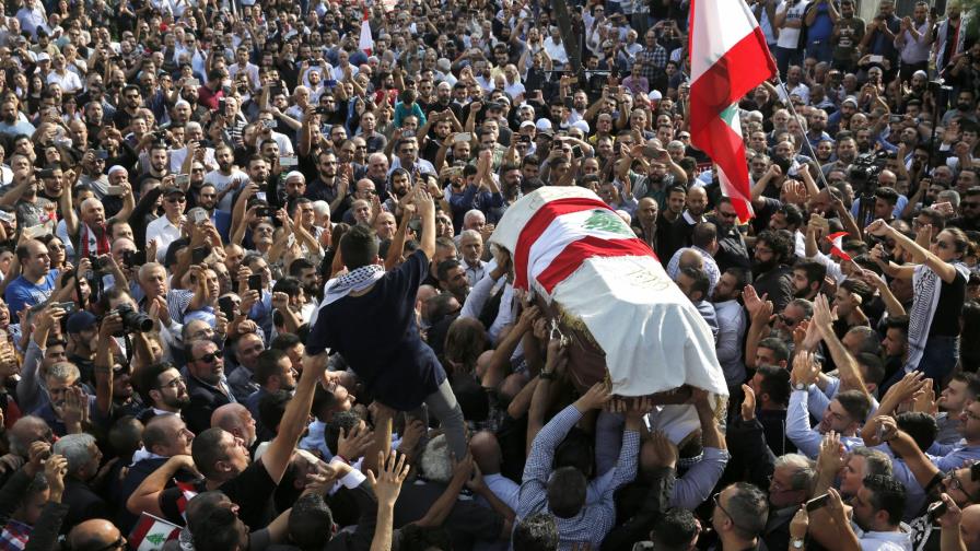 Líbano: Presentan cargos a soldado que mató a manifestante Líbano: Presentan cargos a soldado que mató a manifestante