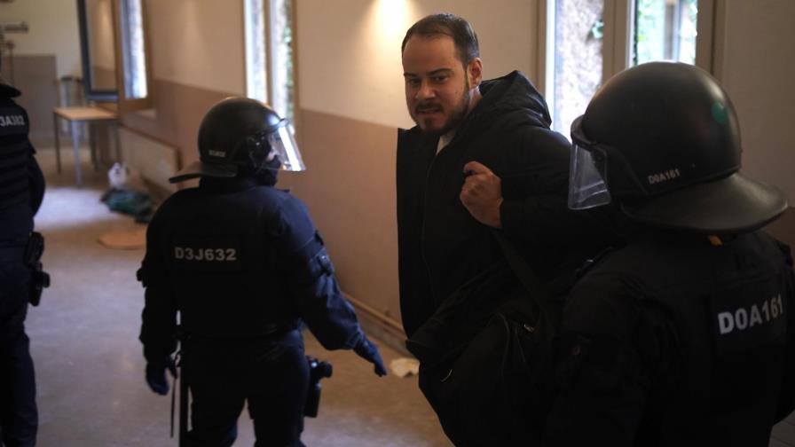 Detenido un rapero condenado por la ley mordaza española