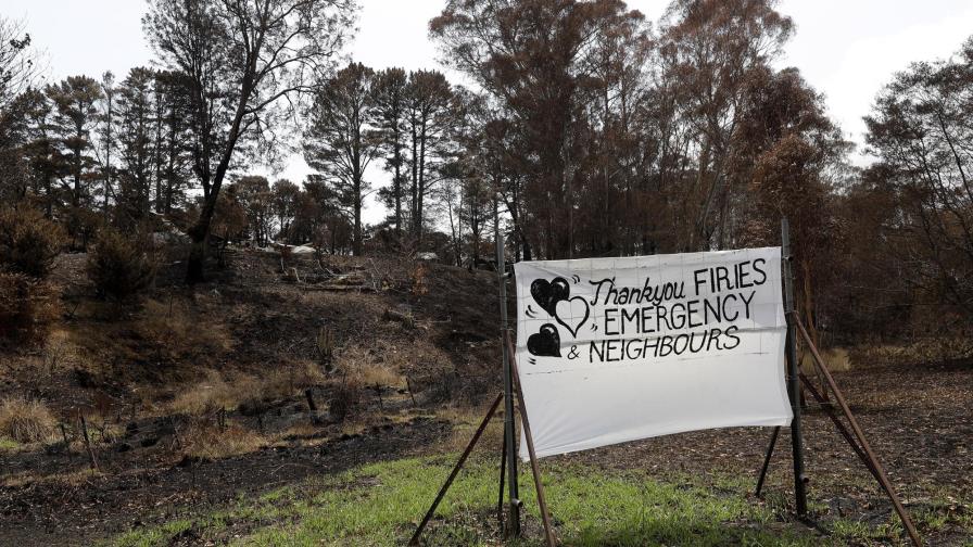 Australia pide evacuar costa sureste por peligro de incendio