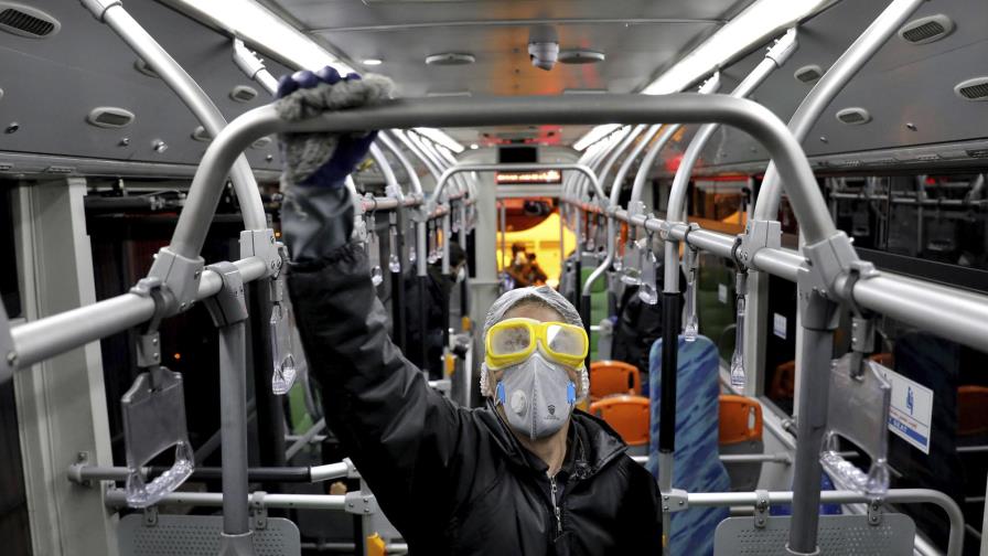 Irán sube a 19 su cifra de muertos por el nuevo virus Irán sube a 19 su cifra de muertos por el nuevo virus