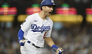 Turner brilla, Kershaw se lesiona, Dodgers ganan Cerveceros