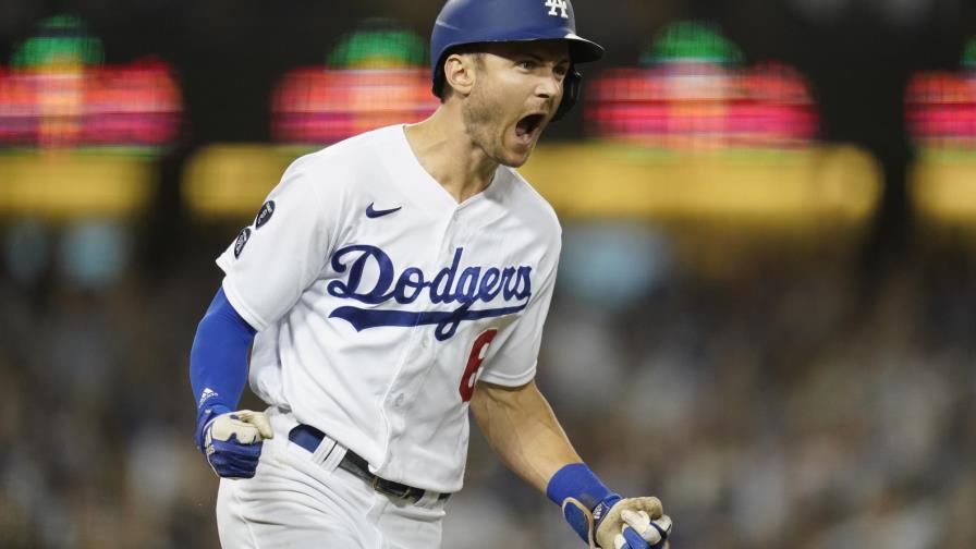 Turner brilla, Kershaw se lesiona, Dodgers ganan Cerveceros Turner brilla, Kershaw se lesiona, Dodgers ganan Cerveceros