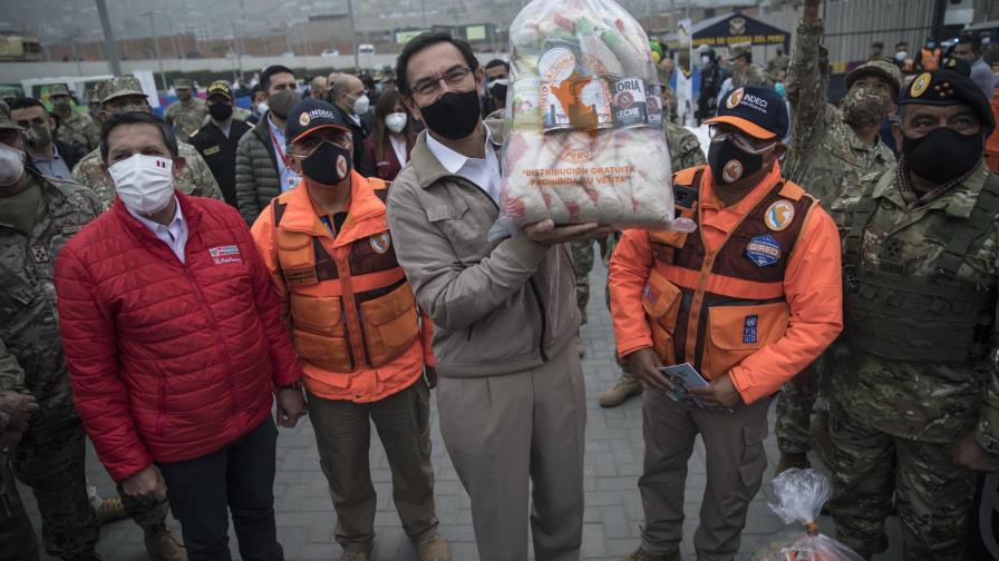 Destitución de presidente de Perú sigue en incertidumbre