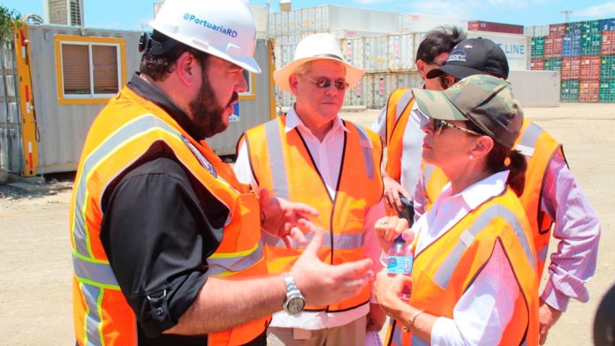 Embajadora de Estados Unidos destaca oportunidades de inversión en Puerto de Manzanillo