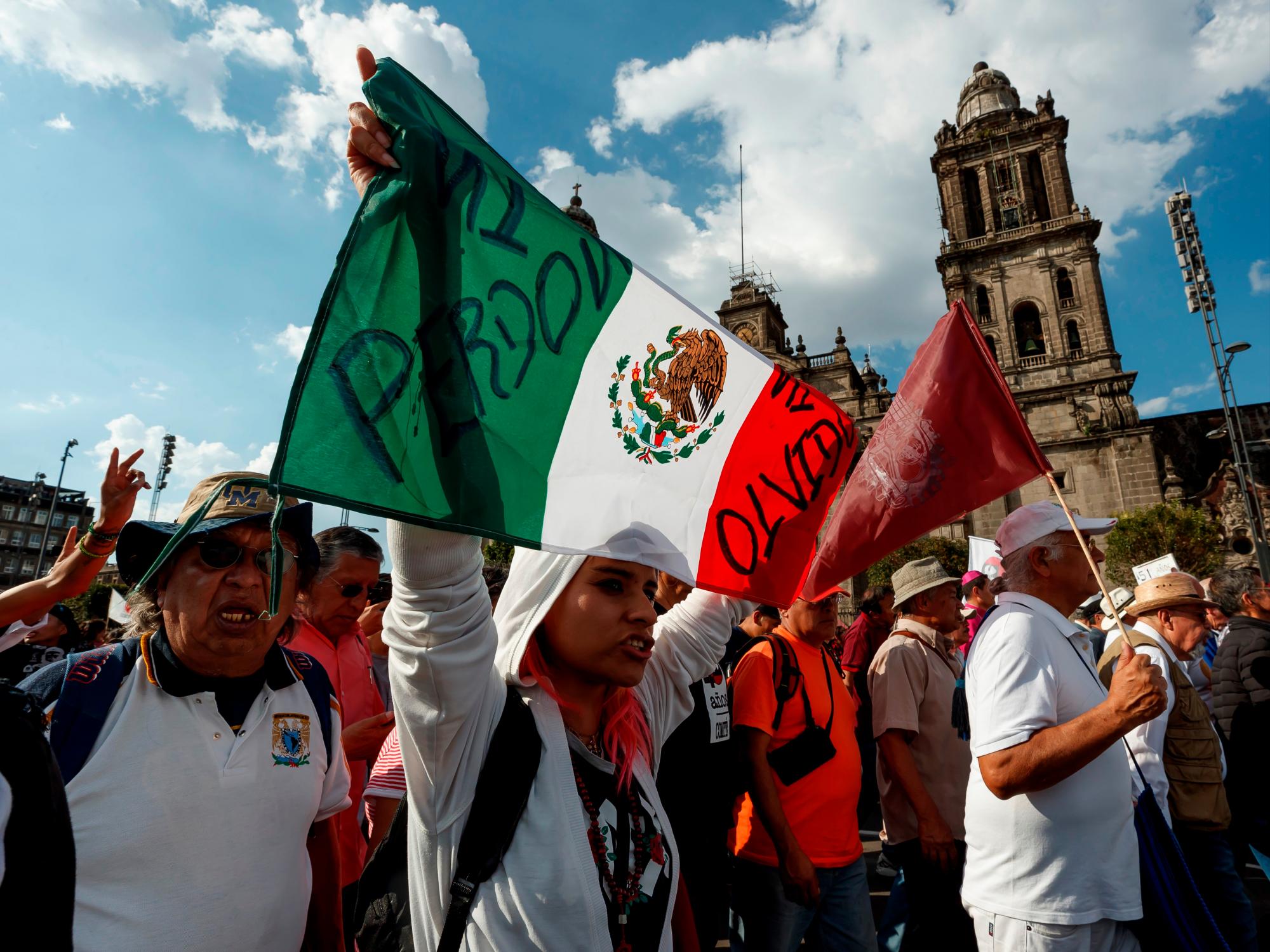 México conmemoró el aniversario de la matanza con el Centro Histórico de la capital mexicana prácticamente “blindado” ante posibles actos vandálicos que fueron controlados.