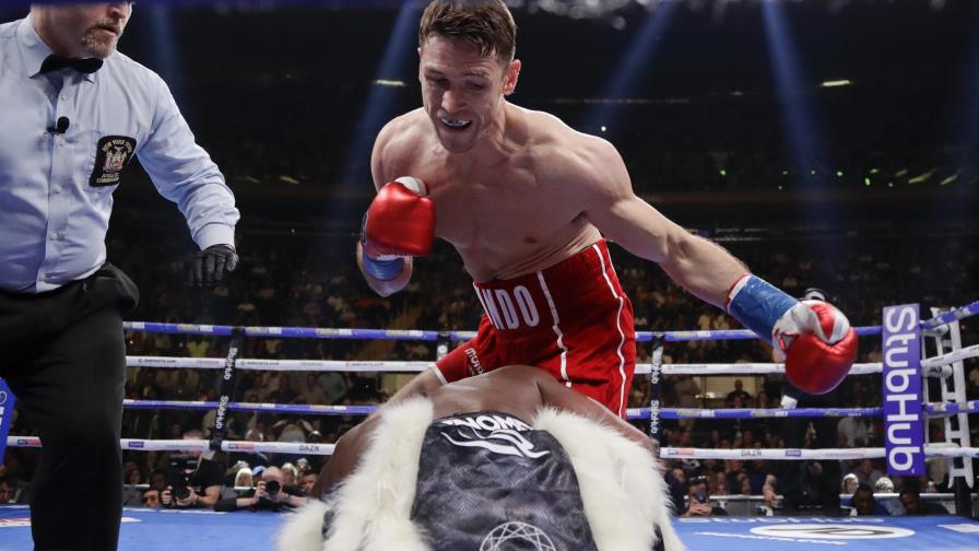 Canelo vuelve al ring, tras año caótico Canelo vuelve al ring, tras año caótico