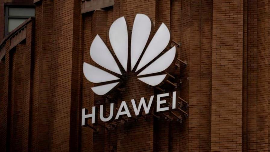 Huawei califica de injusta la restricción de visados de EEUU a sus empleados