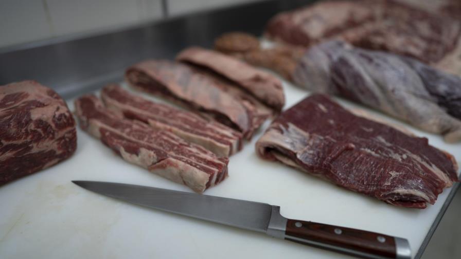 Precios de alimentos impulsan la inflación en Argentina