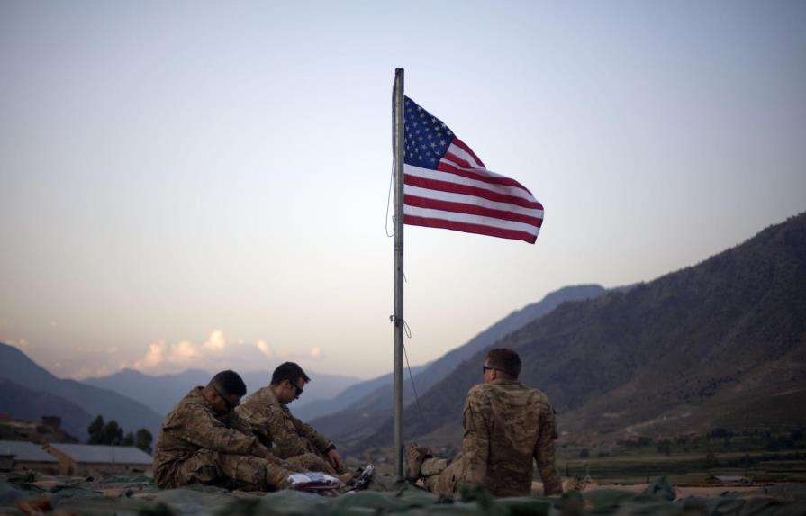 Blinken viaja a Afganistán para defender los planes de Biden