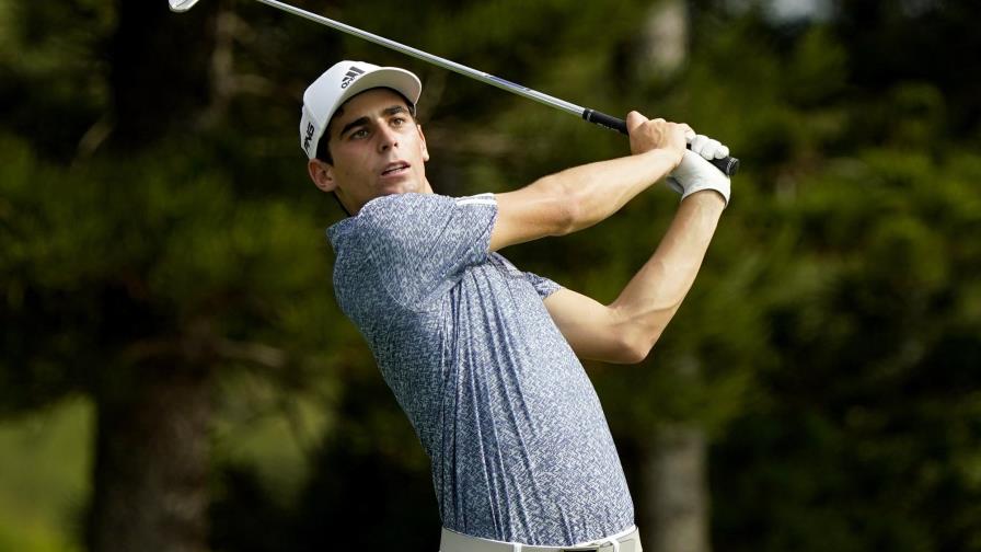 Niemann abre como líder en Kapalua
