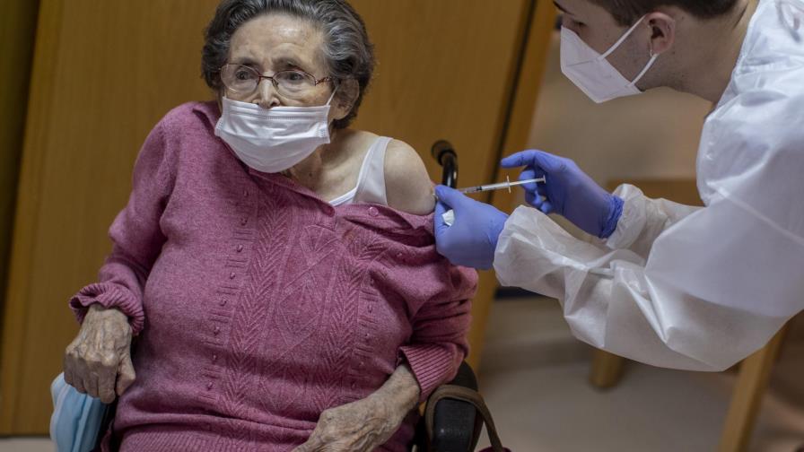OMS Europa: demora en producción vacunas es problema grave