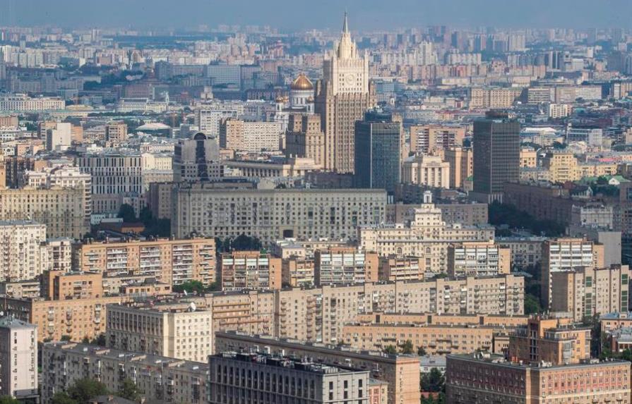 Moscú prosigue desescalada con apertura de atracciones y centros recreativos