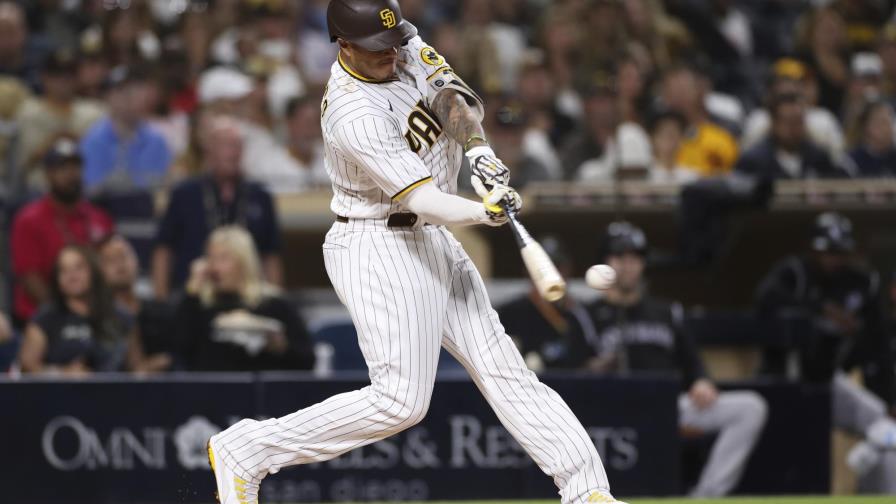 Díaz, relevistas y Padres vencen 4-2 a Rockies