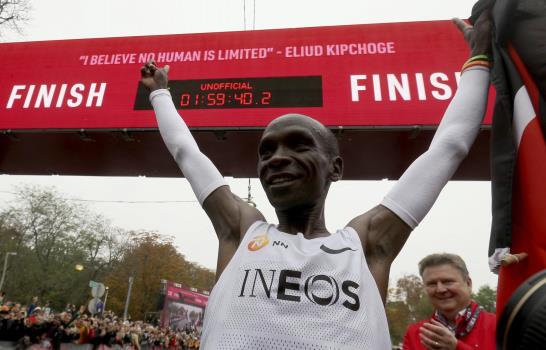 Kipchoge, primero que baja las 2 horas en un maratón