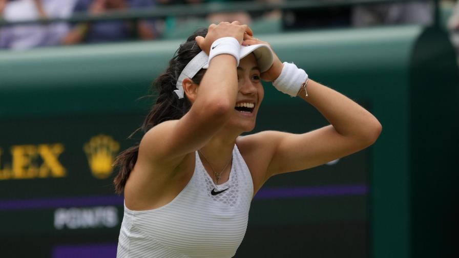 Adolescente británica Raducanu asombra en Wimbledon