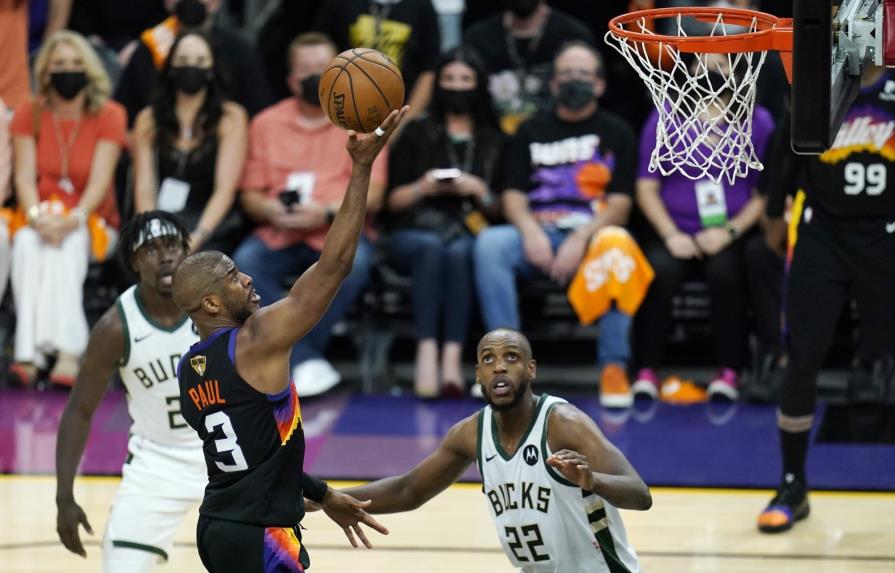 Suns se imponen 118-105 a Bucks en 1er partido de la final