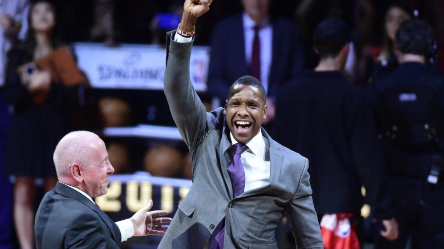 Según un video, agente empujó primero al presidente de los Raptors de Toronto