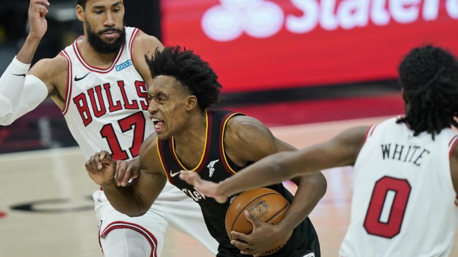 Sexton anota 30 puntos; Cavs doblegan a Bulls